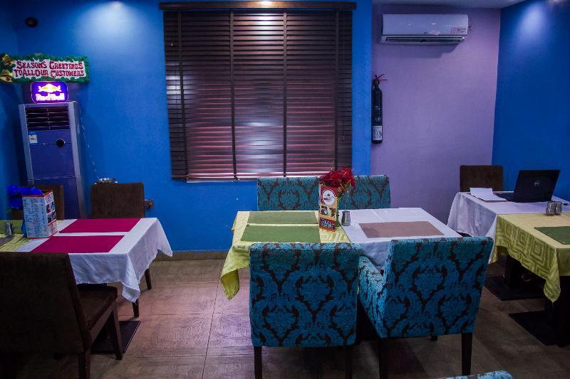 Downtown Royal Hotel Ikeja Eksteriør billede