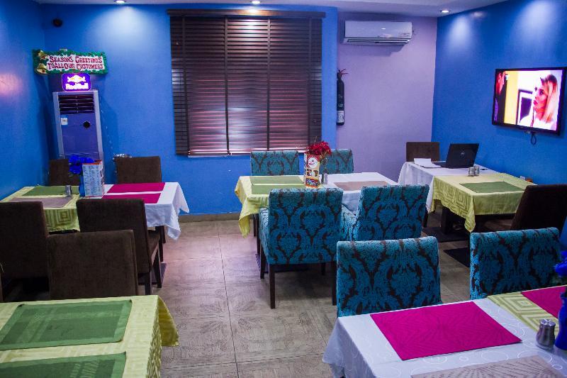 Downtown Royal Hotel Ikeja Eksteriør billede